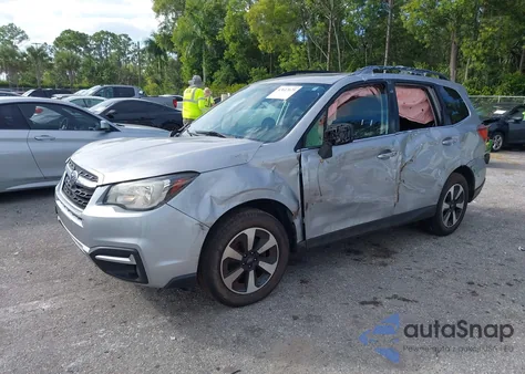 2017 Subaru Forester 2.5I Limited из США, поврежденный, VIN JF2SJAJC8HH468187